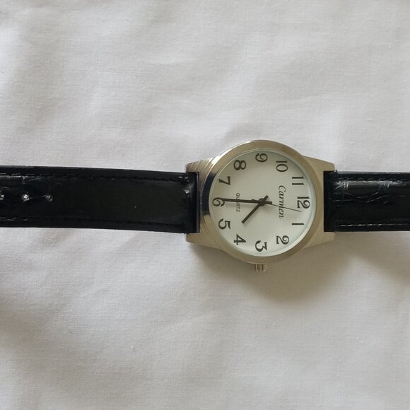 Vintage Carmen Quartz Wrist Watch White & Silver, Black Leather Strap Working - Picture 3 of 4